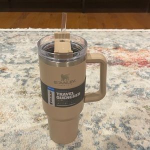 Stanley Adventure Quencher Travel Tumbler 40 oz